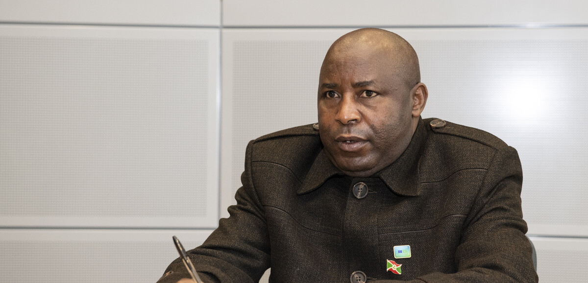 Burundi : Évariste Ndayishimiye désigné candidat à la présidentielle de ...