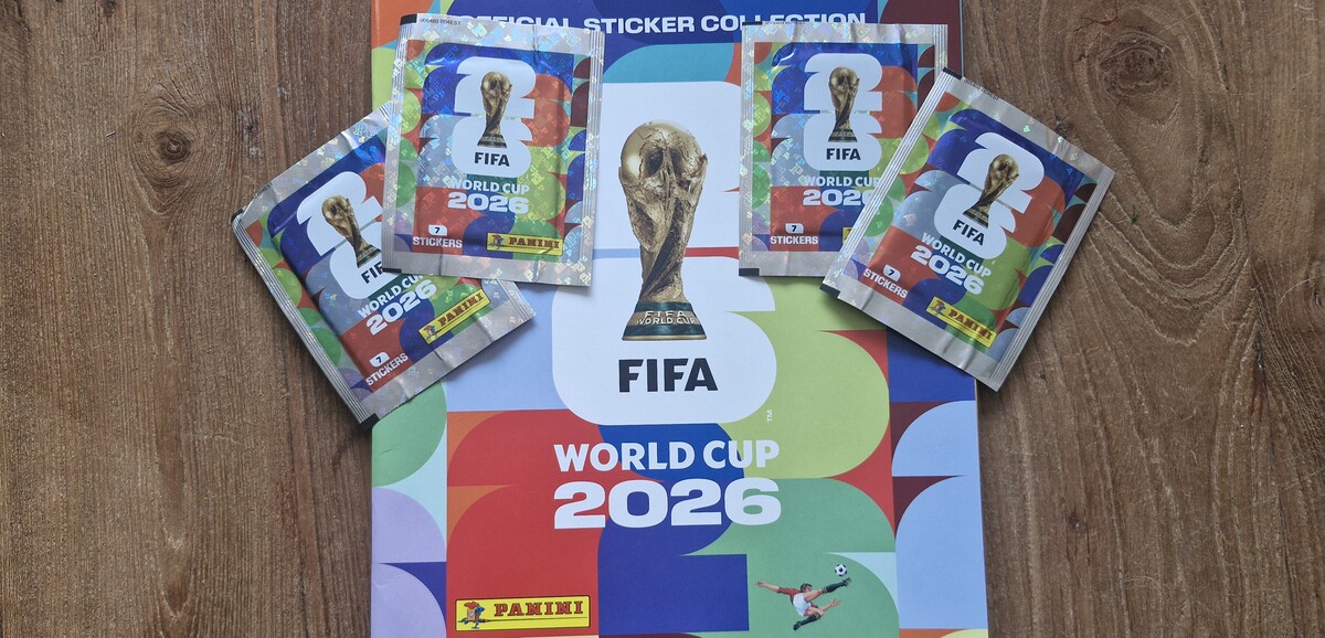 XXL Set Panini Championnat du Monde 2026 Album Original & Stickers, Calendrier des Matchs + Guirlande Allemagne, XXL Bundle Collector (1 Paquet / 13 Stickers