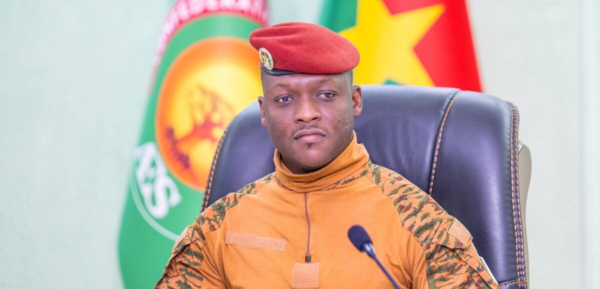 Burkina Faso : la junte suspend deux associations musulmanes après l’arrestation d’un imam critique