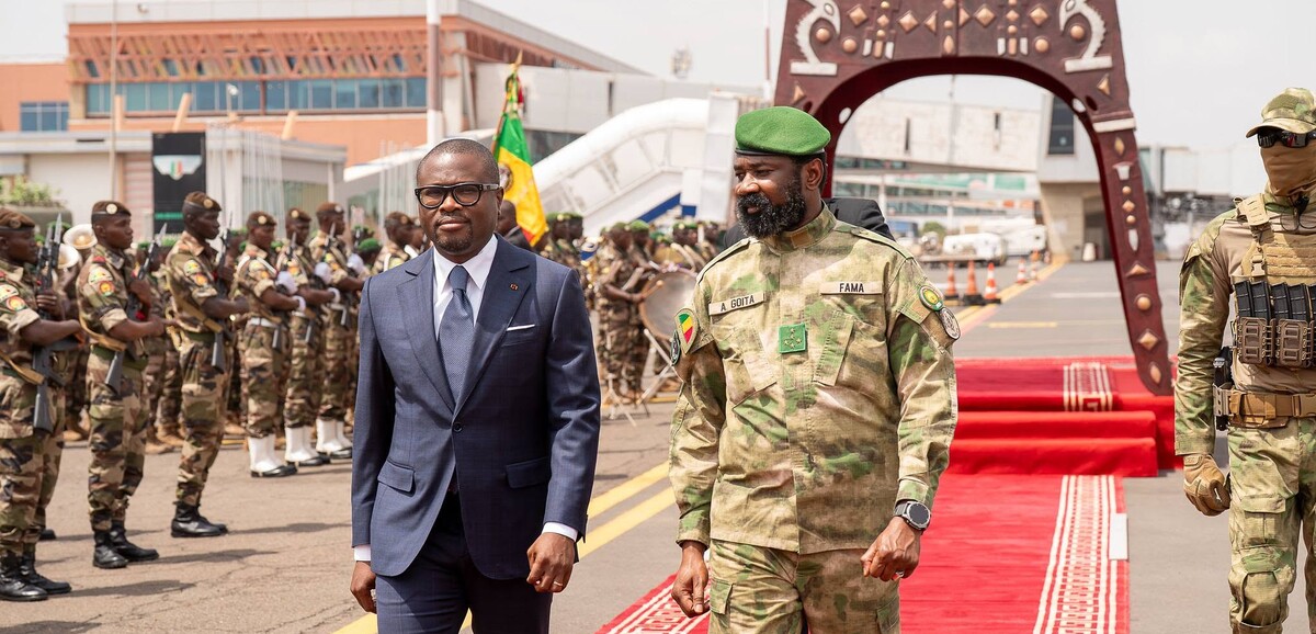 Bénin's President Romuald Wadagni meets with Mali's leader Assimi Goïta