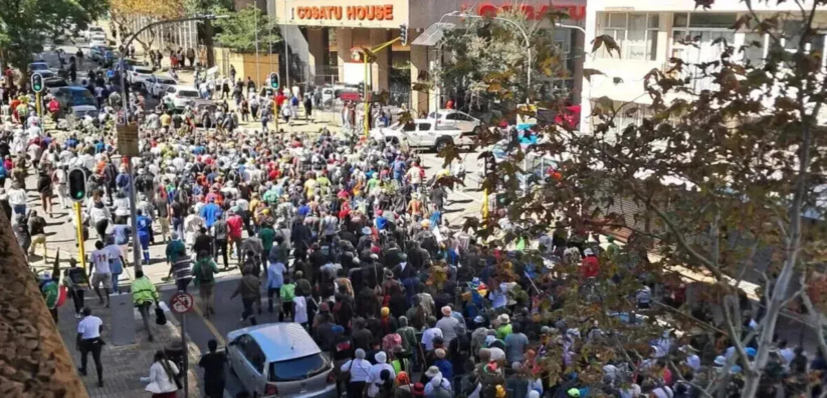Afrique du Sud : un ressortissant étranger lynché en marge de manifestations antimigrants à Durban
