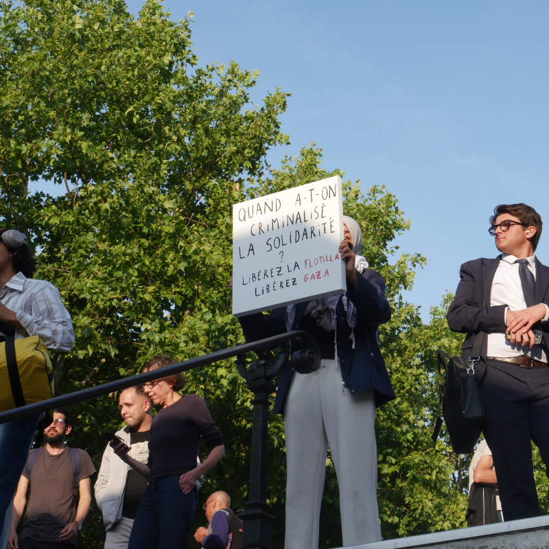 De nombreux militants ont interpellé pacifiquement les passants. - Aurélie Lafeil